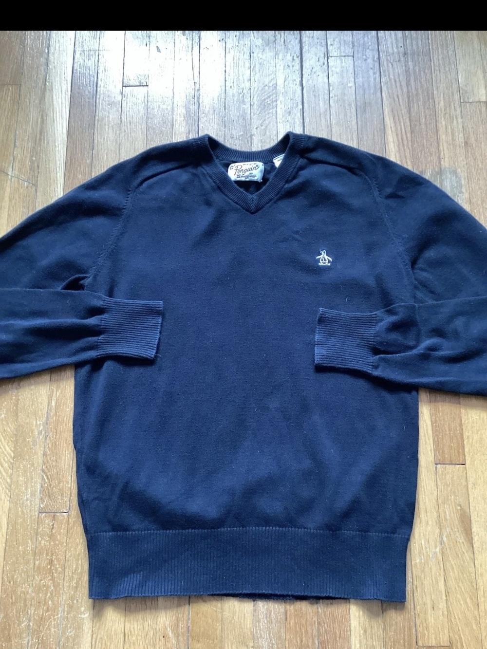 Luxe Penguin Men's Small Solid Black V-Neck Sweater,Cotton Blend,Logo Tab,MINT